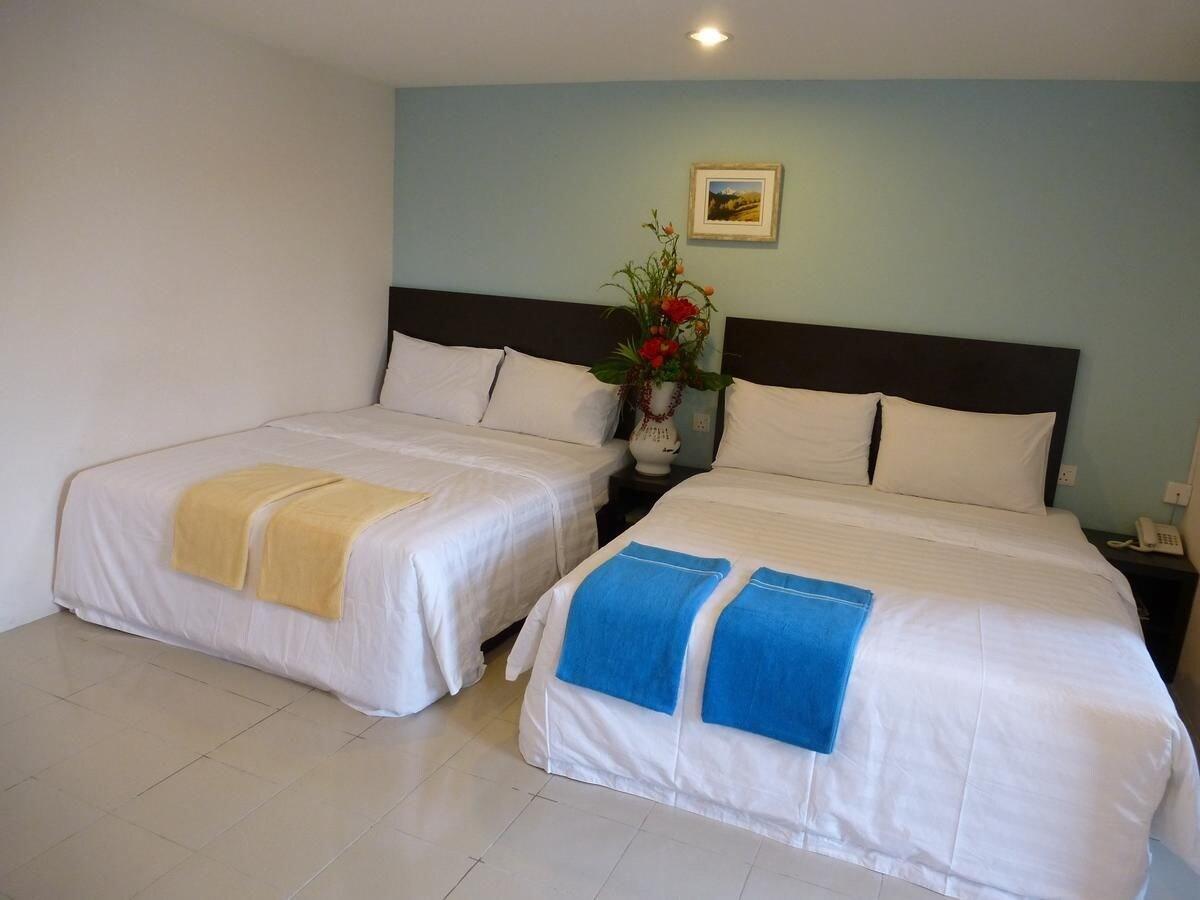 Your Hotel Klang Exterior photo