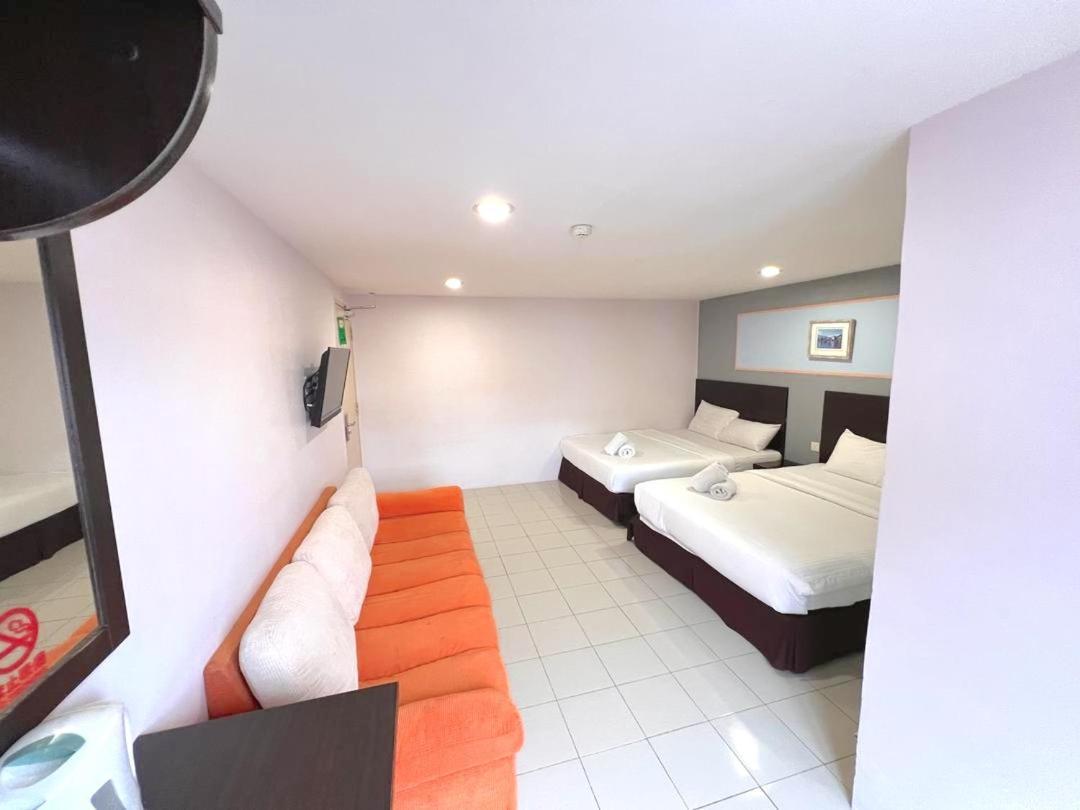 Your Hotel Klang Exterior photo