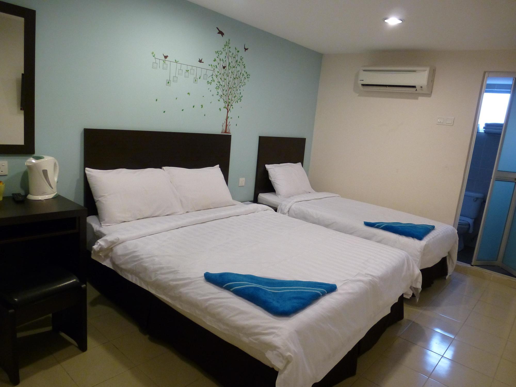 Your Hotel Klang Exterior photo